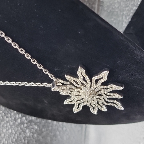 Star necklace - Picture 6 of 6